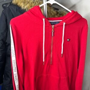 Tommy Hilfiger woman’s pull over hoodie